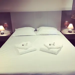 Serafina Apartements Апарт-отель